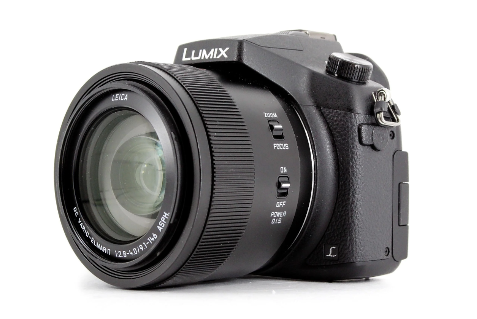 Panasonic Lumix DMC-FZ1000